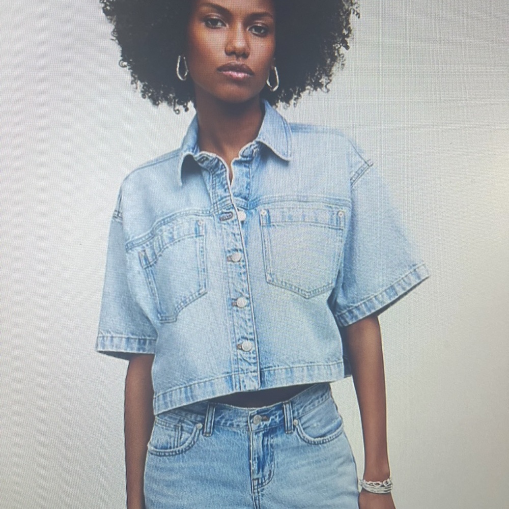 COPY - Madewell Classic Blue Denim Boxy Cropped Jacket, Size L